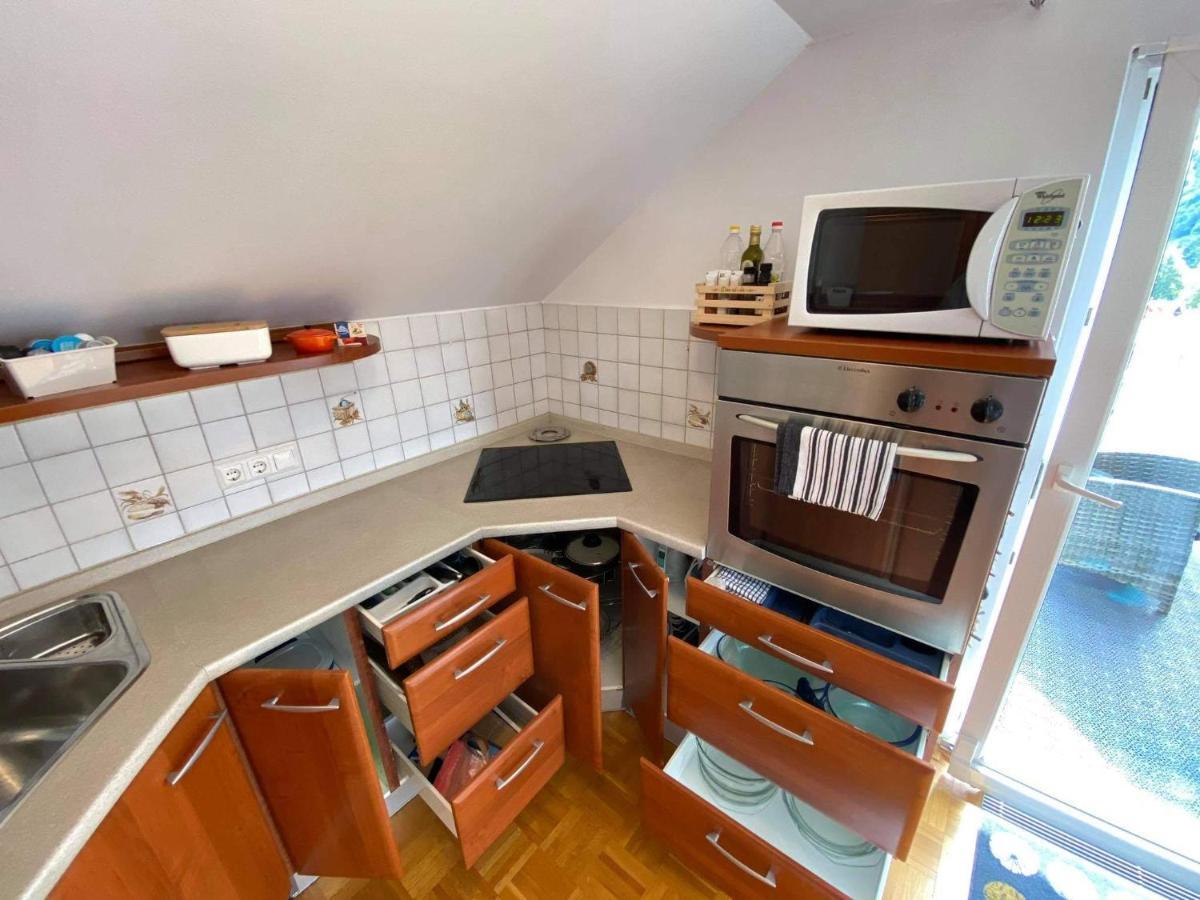 Apartment Kranj - Huge Terrace, Free P, Wi - Fi, Ac Exterior foto